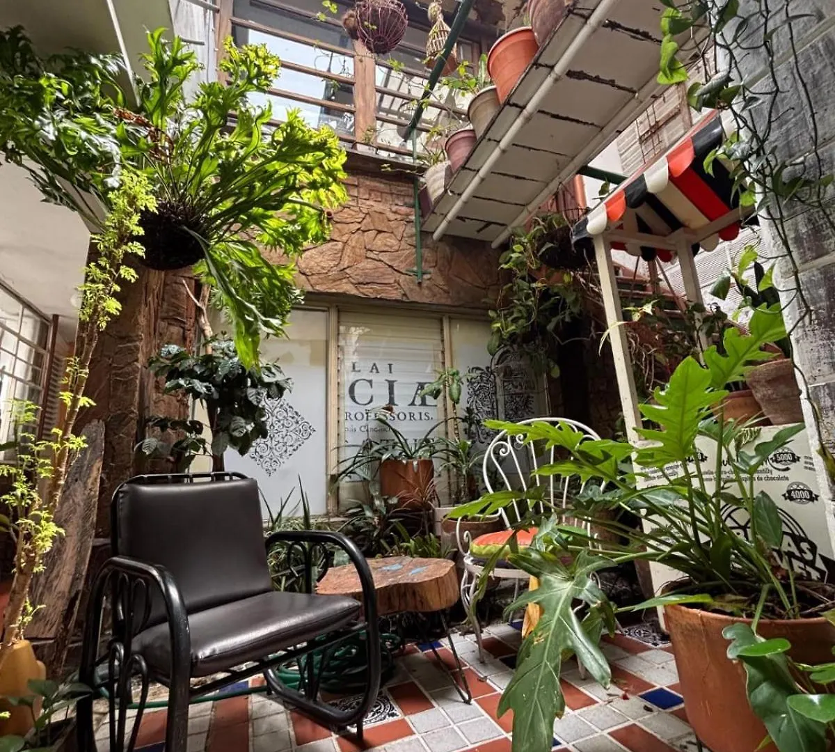 Hostal Casa Las Tias Μεντεγίν