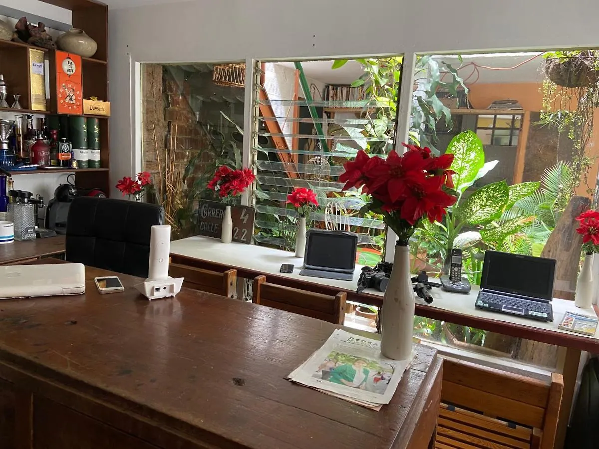 Pensión Hostal Casa Las Tías Medellín Colombia