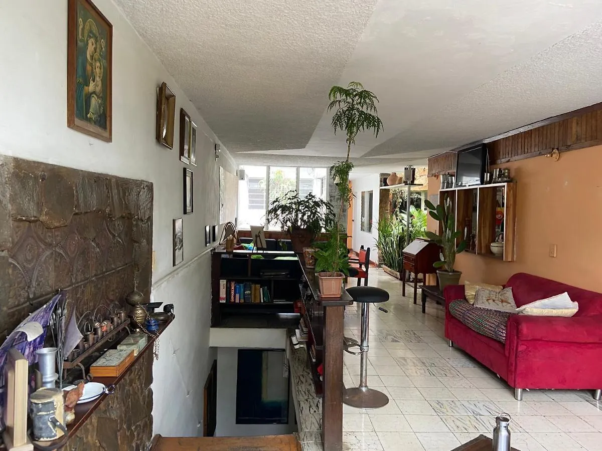 Hostal Casa Las Tías Medellín Pensión